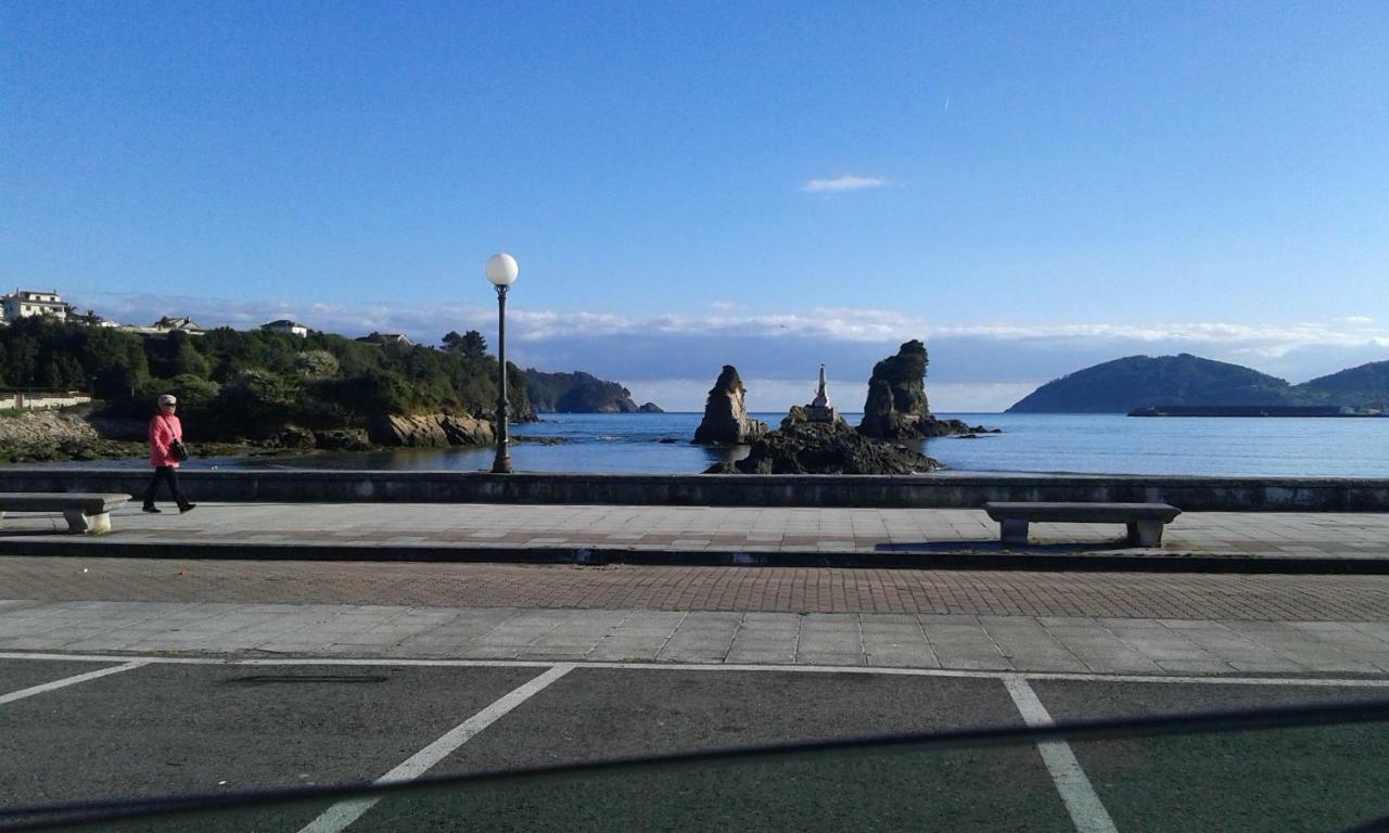 O Ollo Do Mar Villa Viveiro Bagian luar foto
